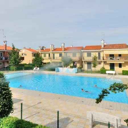 Villaggio Michelangelo דירה ביביונה