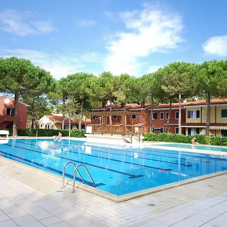 Villaggio Michelangelo Apartment Bibione